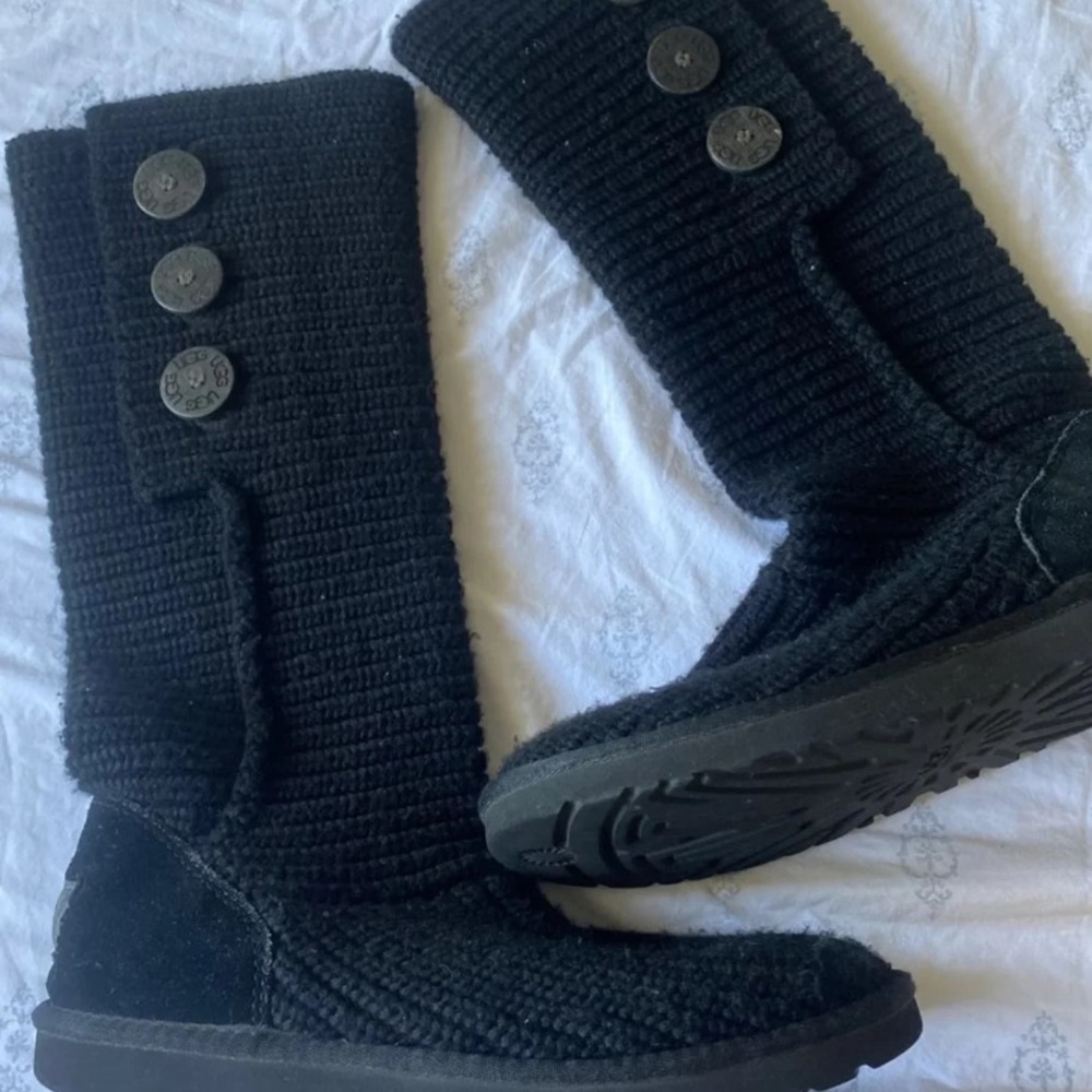 cardy ugg black boots